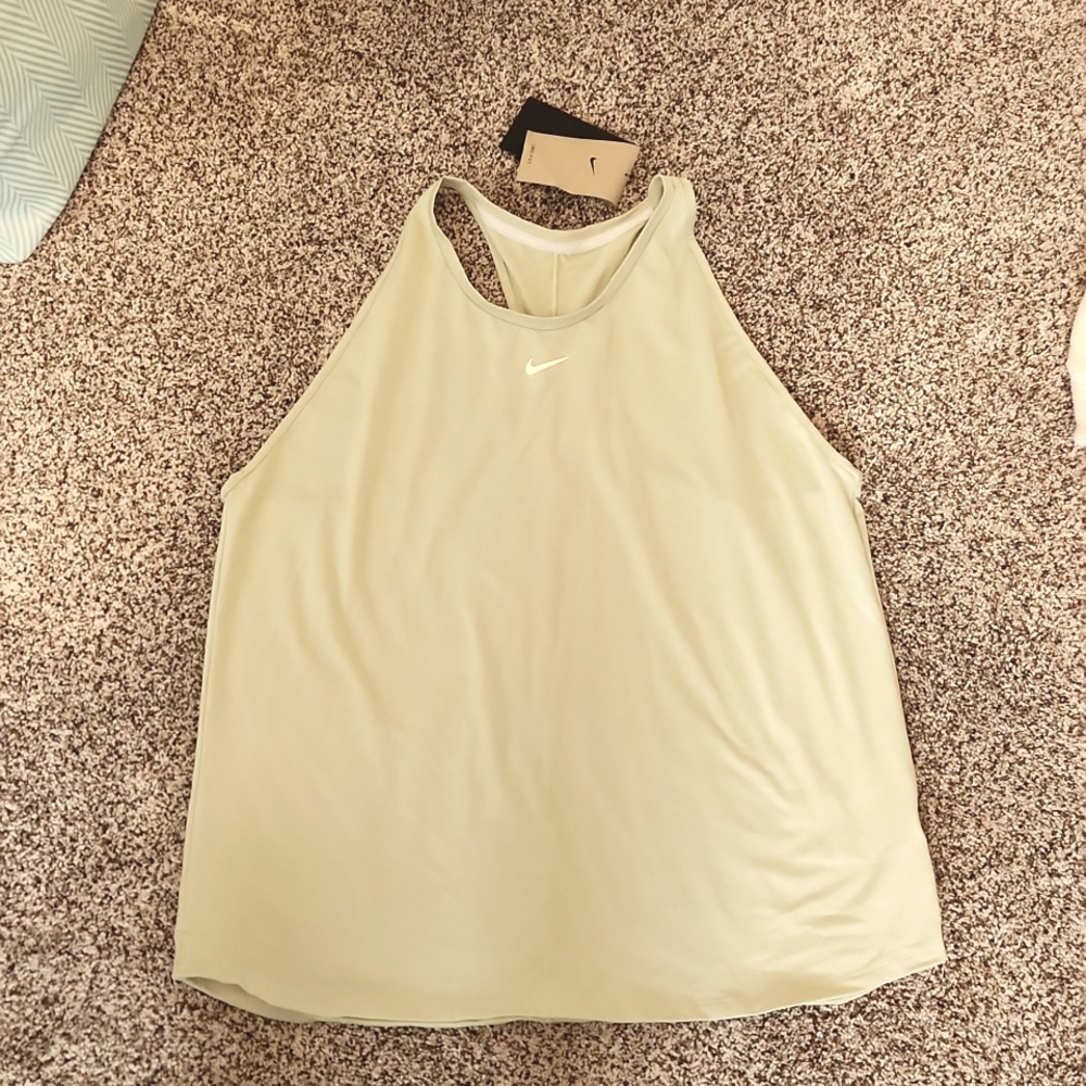 Nike drifit work out tank